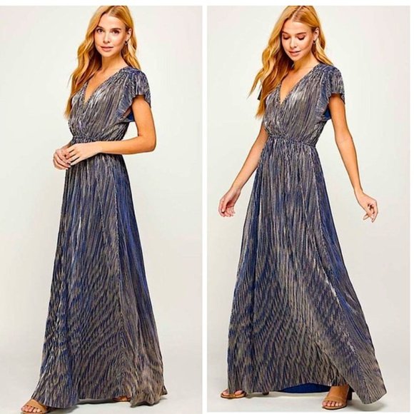 Penna&Pine Dresses & Skirts - Navy and Gold Metallic V-Neck Formal Dress